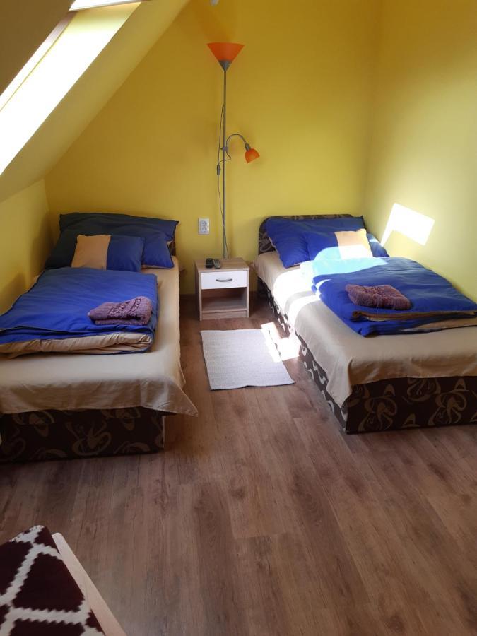 Nárcisz apartman Gyula Exterior foto