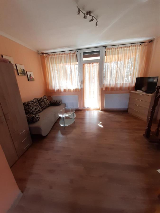 Nárcisz apartman Gyula Exterior foto