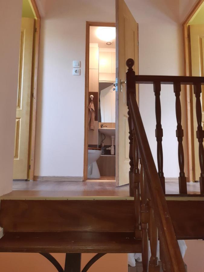 Nárcisz apartman Gyula Exterior foto